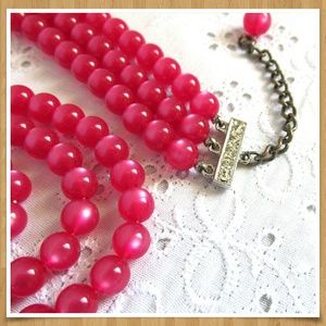 Vintage Dark Pink Lucite 3 Strand Choker Necklace